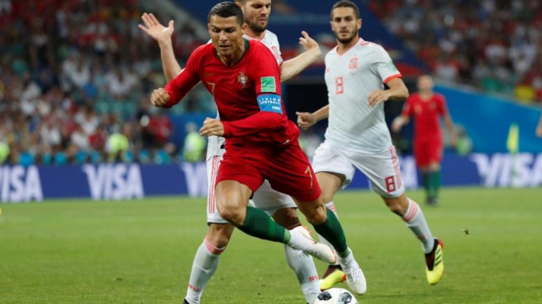 اليوم الثاني للمونديال: هزيمتان لمصر والمغرب.. وتعادل مثير لإسبانيا